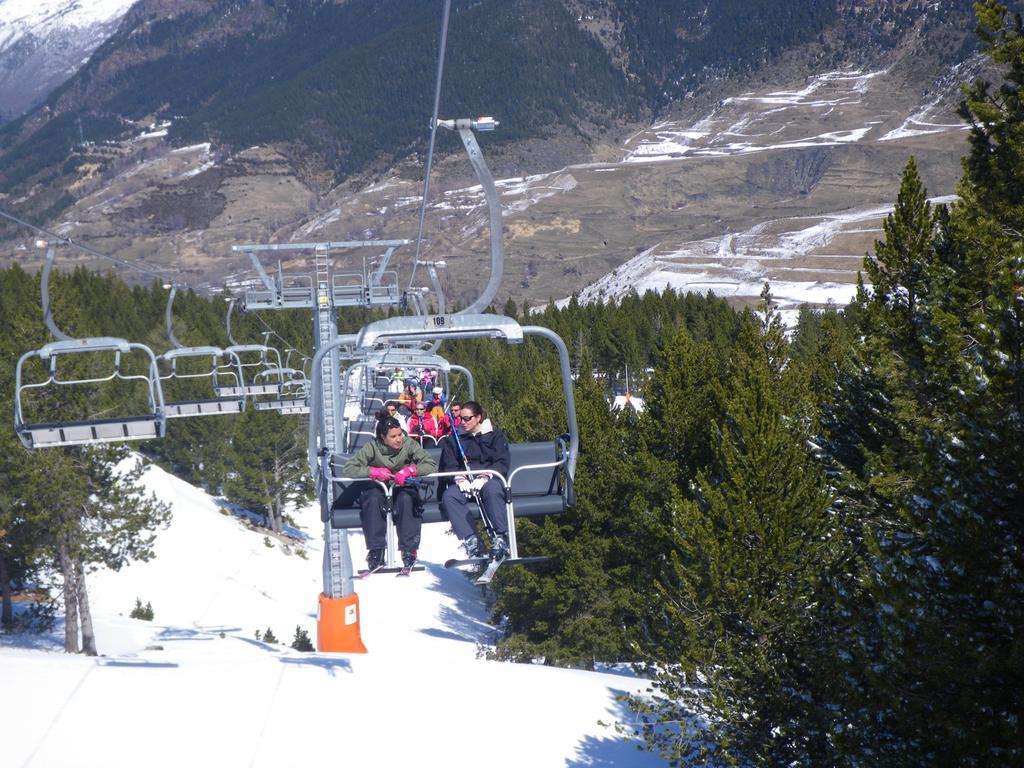 Apartamento La Benasquita Benasque Esterno foto